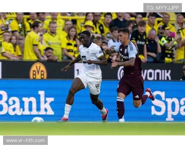 埃姆雷-詹点射破门，多特蒙德1-0领先斯图加特